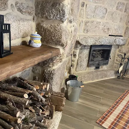 Aldeia De Pontes - Farm stay Castro Laboreiro