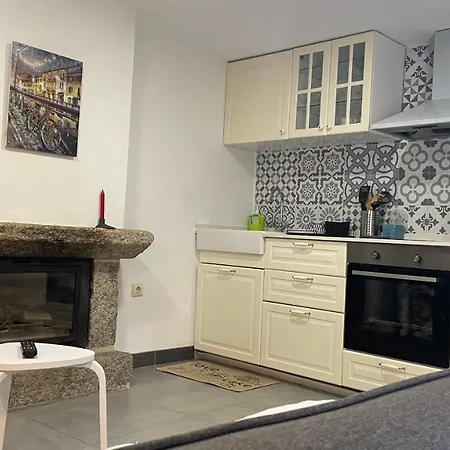 Aldeia De Pontes - *