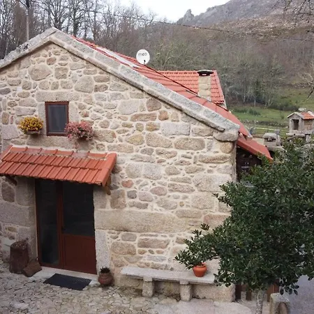 مزرعة للإقامة Aldeia De Pontes - *