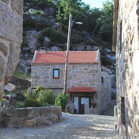 Gospodarstwo agroturystyczne Aldeia De Pontes -