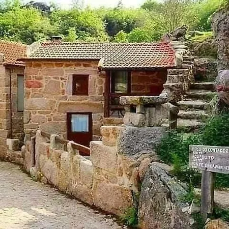 Aldeia De Pontes - ファームステイ