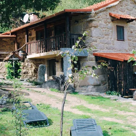 Aldeia De Pontes - Farm stay