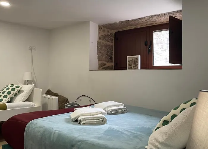 Aldeia De Pontes - *