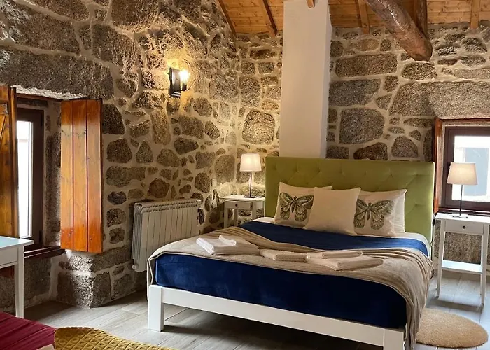 Aldeia De Pontes - Vakantieboerderij Castro Laboreiro