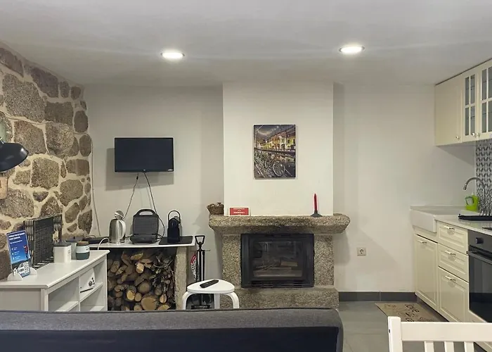 Aldeia De Pontes - Vakantieboerderij *