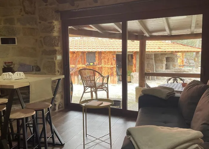 Aldeia De Pontes - *