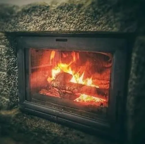 Gospodarstwo agroturystyczne Aldeia De Pontes - Castro Laboreiro